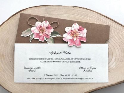 Çiçek Etiketli Kraft Zarflı Davetiye
