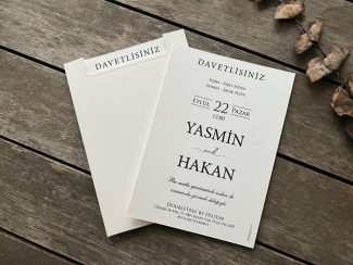 Üst kenar pencereli beyaz sade davetiye modeli, 9890-2